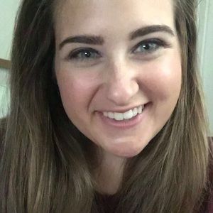 Meet your Posher, Victoria